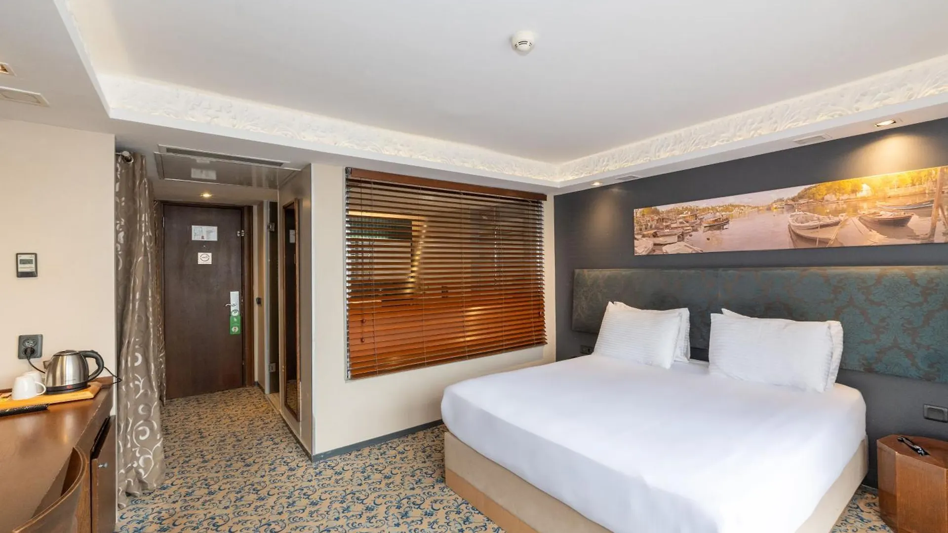 Pera Tulip Hotel & Spa Hb Istanbul 4*,